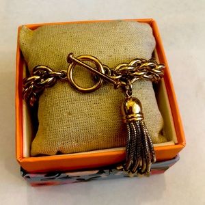 Gold link tassel necklace